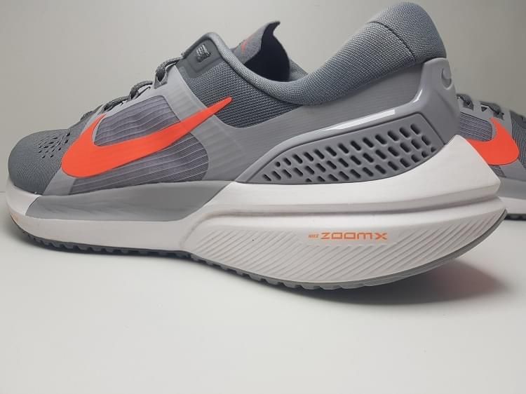 Nike air zoom vomero оригинални размер 44