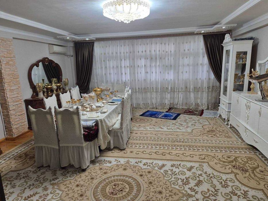 Продаётся 4-х комнатная. Нукусская, Макро