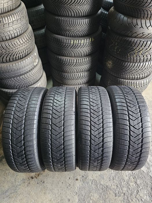 4 anvelope iarna  235 60 18 Pirelli 2022