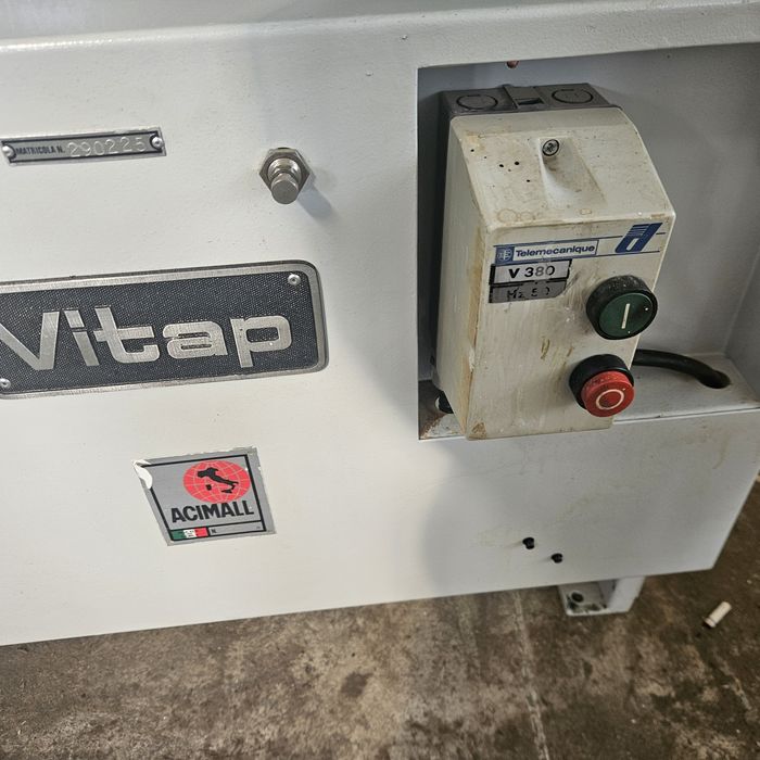 многошпинделна пробивна машина 21 шпиндела VITAP