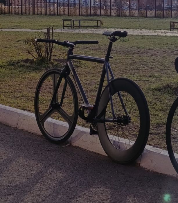 Велосипед фиксированной передачей