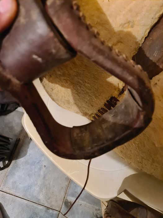 Продавам 2бр. седло за кон