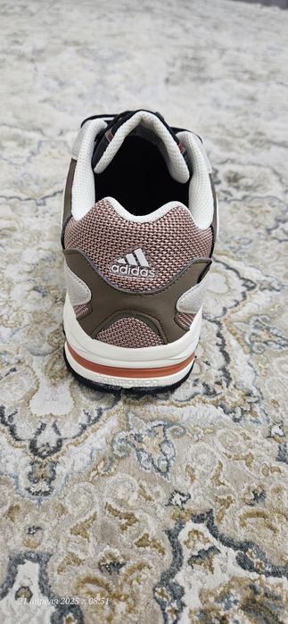 Фирменные Кроссовки Adidas