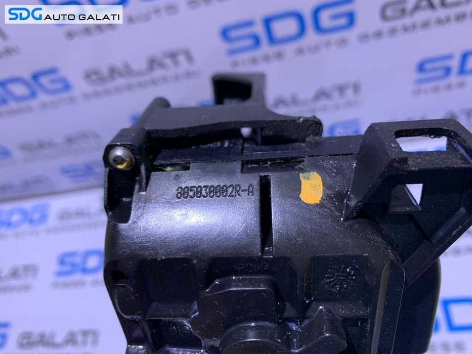 Broasca Incuietoare Usa Portiera Stanga Fata Sofer Renault Megane 3 2008 -2016 Cod 805030002R 805030002R-A [M4765]