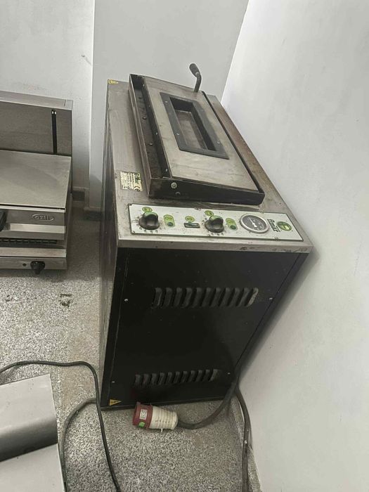 Професионална пицарка. Използвана в отлично състояние