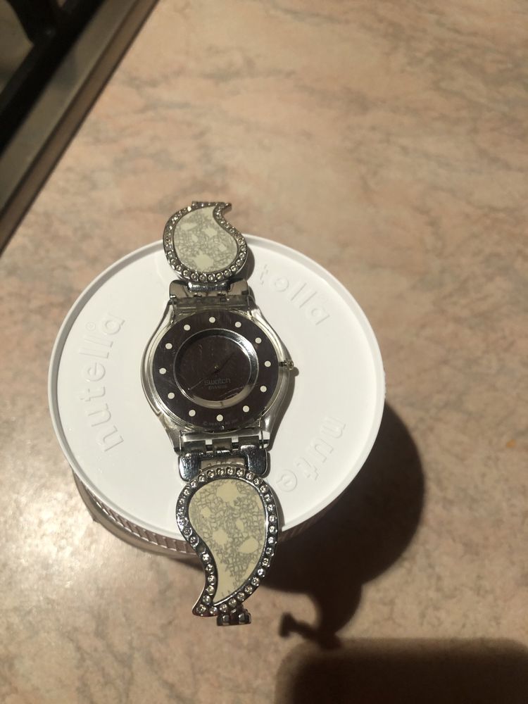 Часы Swatch женские