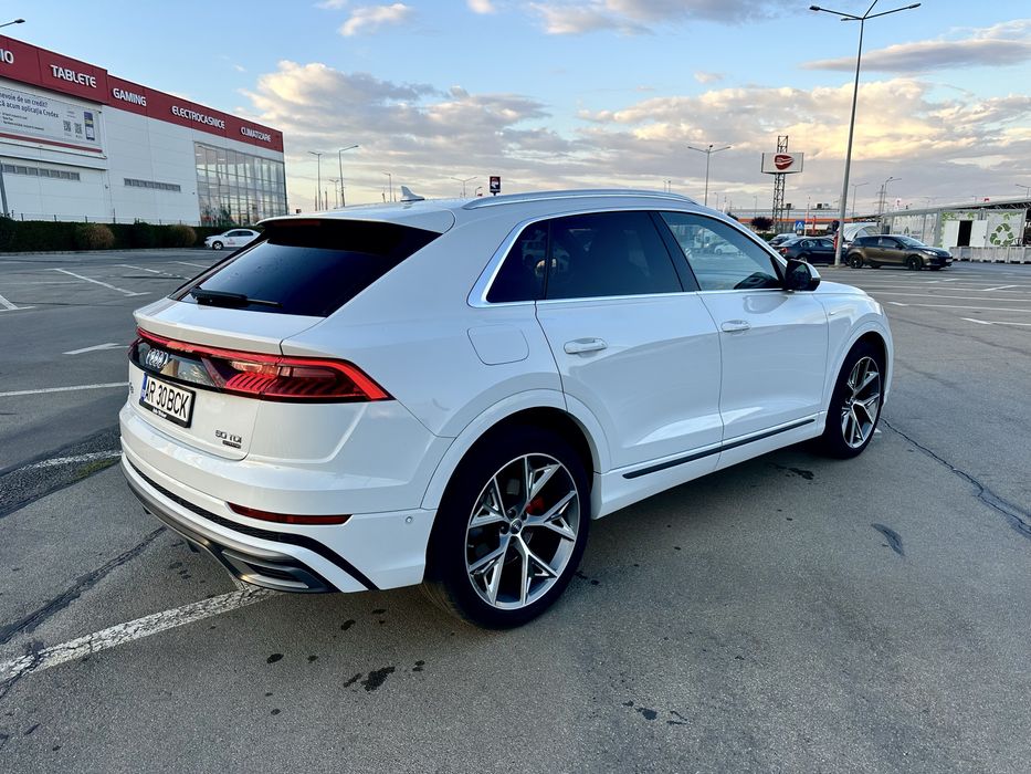 Audi Q8 5.0 Tdi S line Tva Deductibil