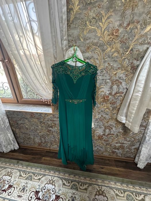 Продается женское одежда