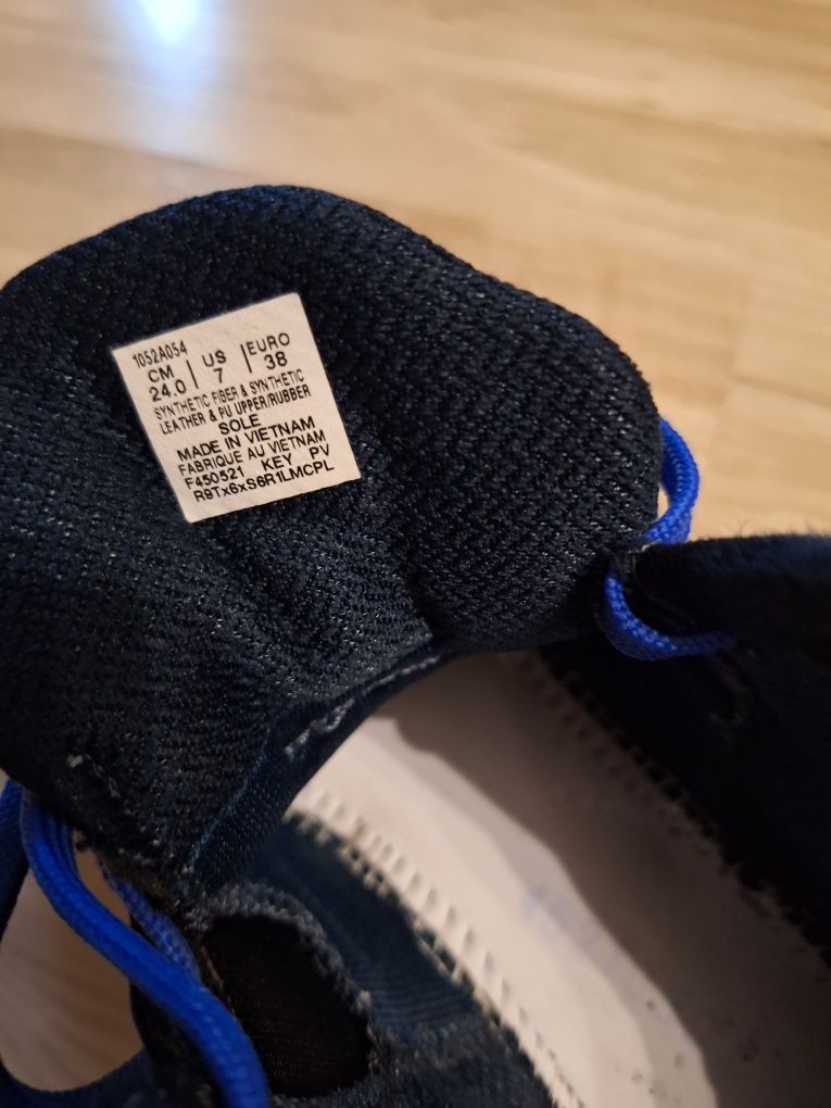 Маратонки Asics sky elite 38н