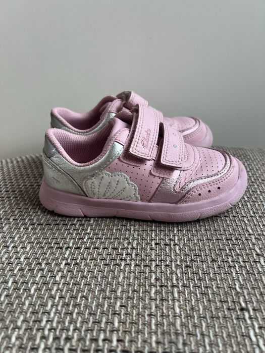 Обувки Clarks