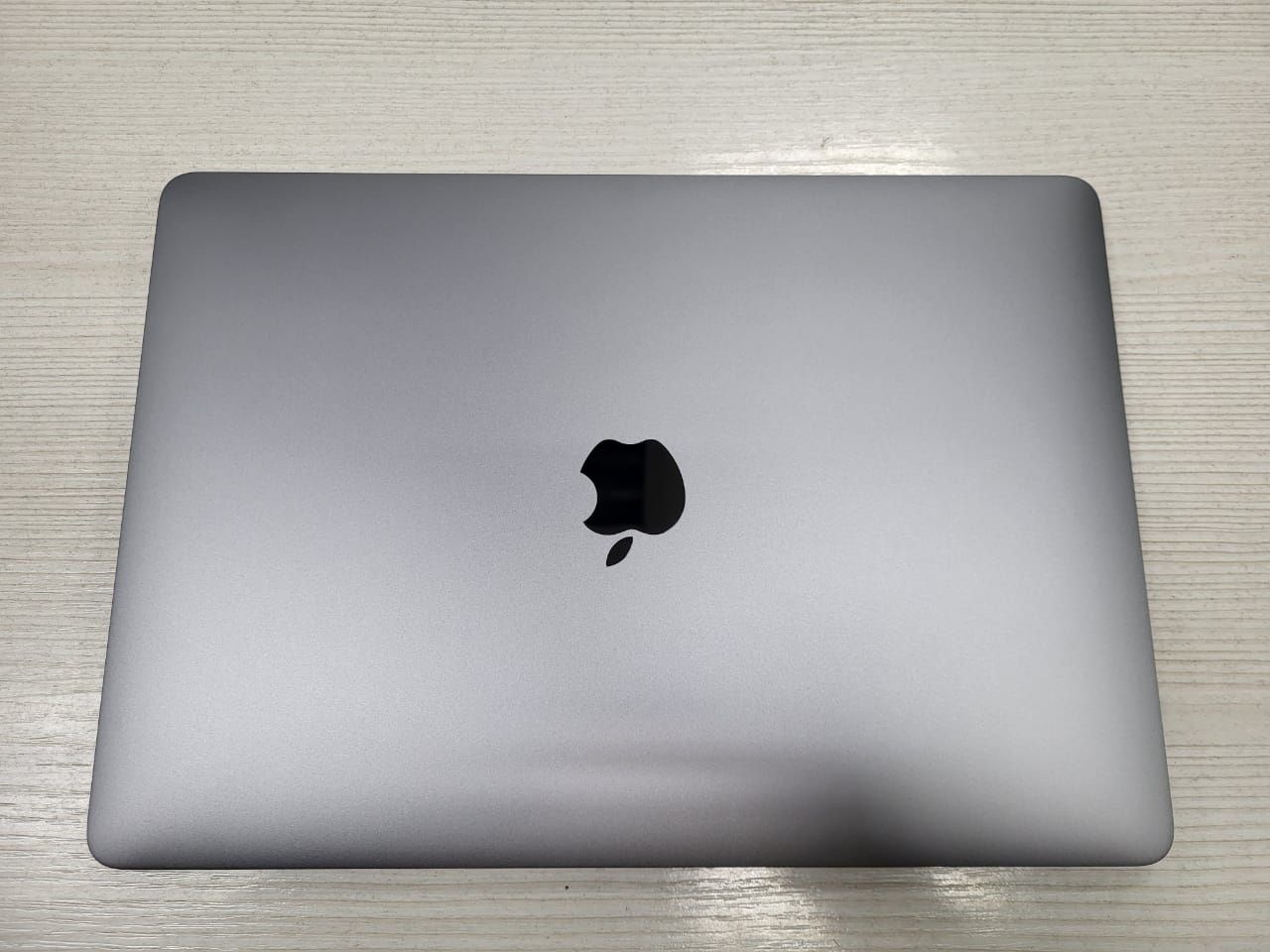 Новые Apple MacBook Air (M1 8 ядер, 8 Gb DDR4, 256 Gb SSD)