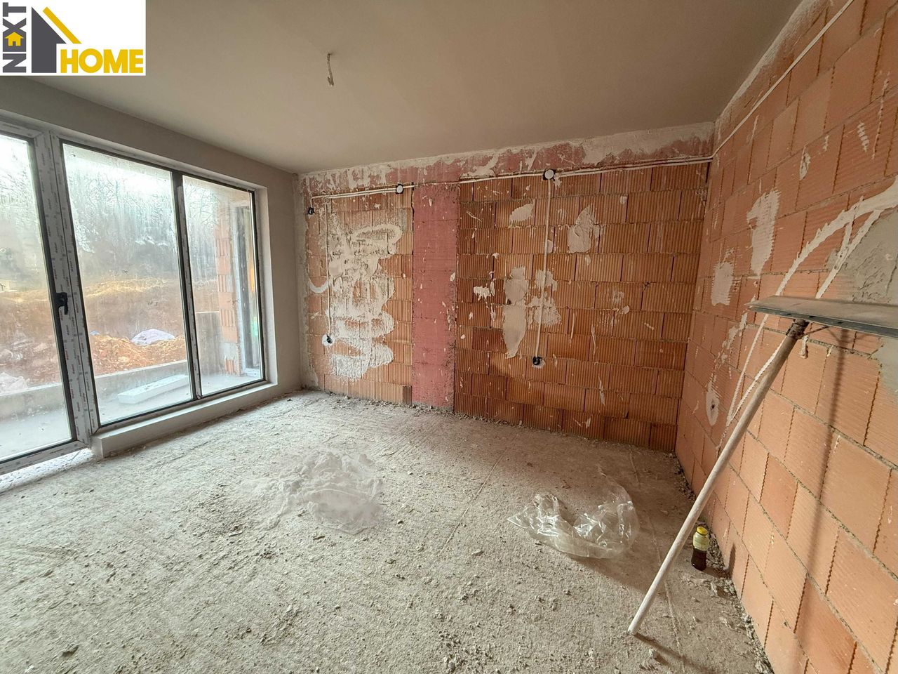 Продава се Тристаен апартамент в Асеновград - 105 кв.м за 848 €/кв.м - Снимка #6