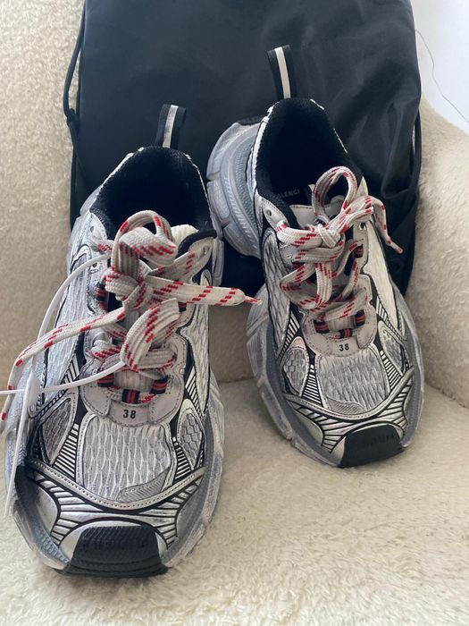 Нови маротонки Balenciaga