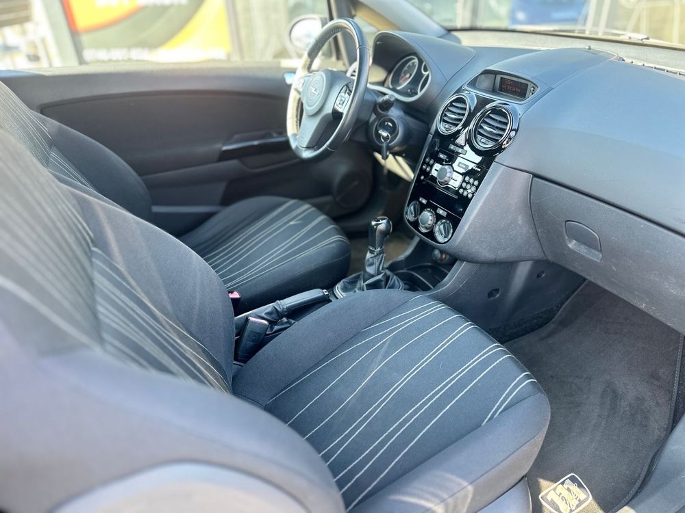 Opel Corsa 1.2/2011/Euro5/Vanzare cash sau in rate fixe fara avans!