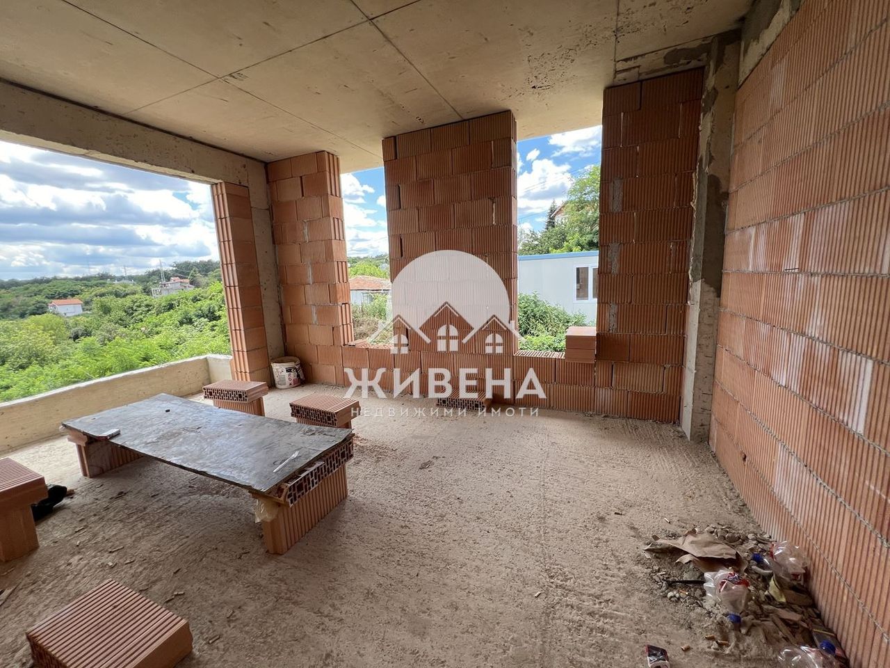 Продава се Къща в Варна, м-т Боровец - юг - 330 кв.м за 816 €/кв.м - Снимка #11