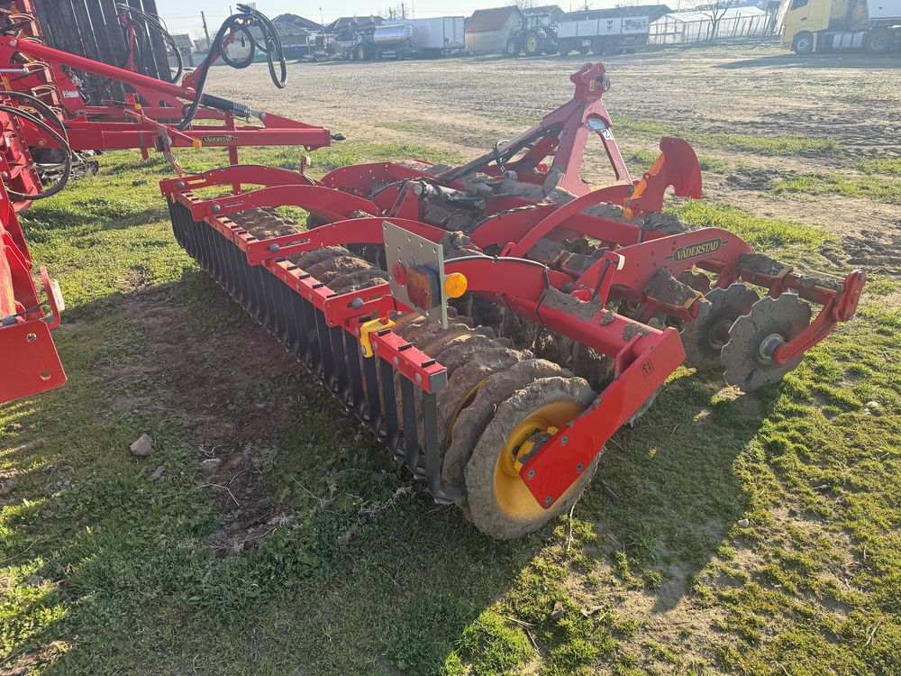 Disc terradisc Vaderstad Carrier 350, 2022, impecabil