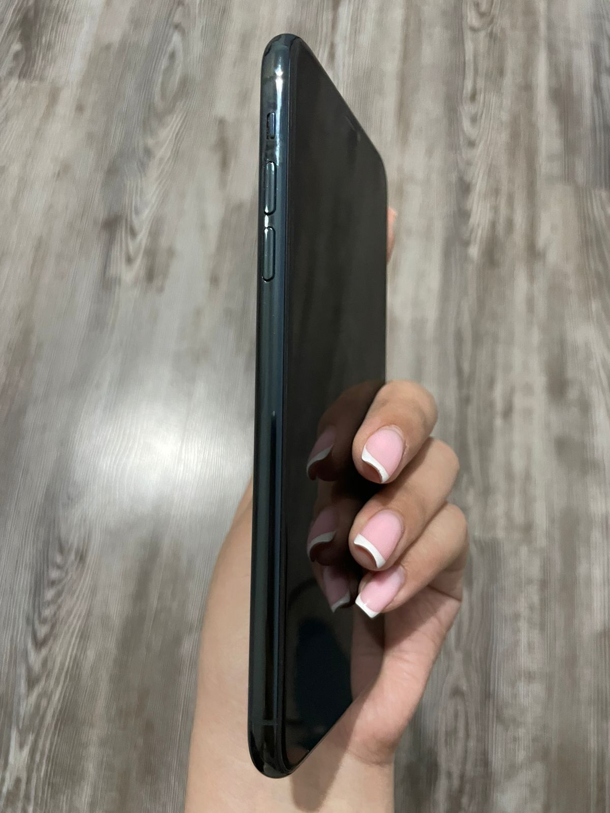 Iphon 11 pro в упаковке в отличном состоянии