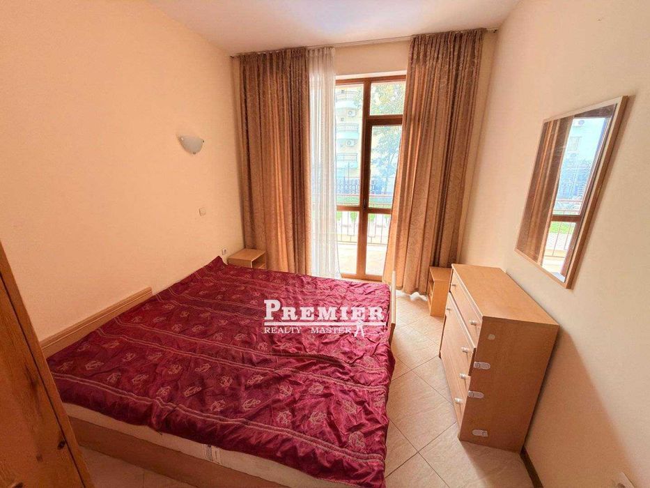 Обзаведен двустаен апартамент на 300 метра от морето в Слънчев бряг