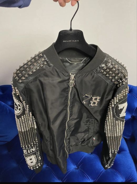 Se vinde geaca Philipp plein editie limitata