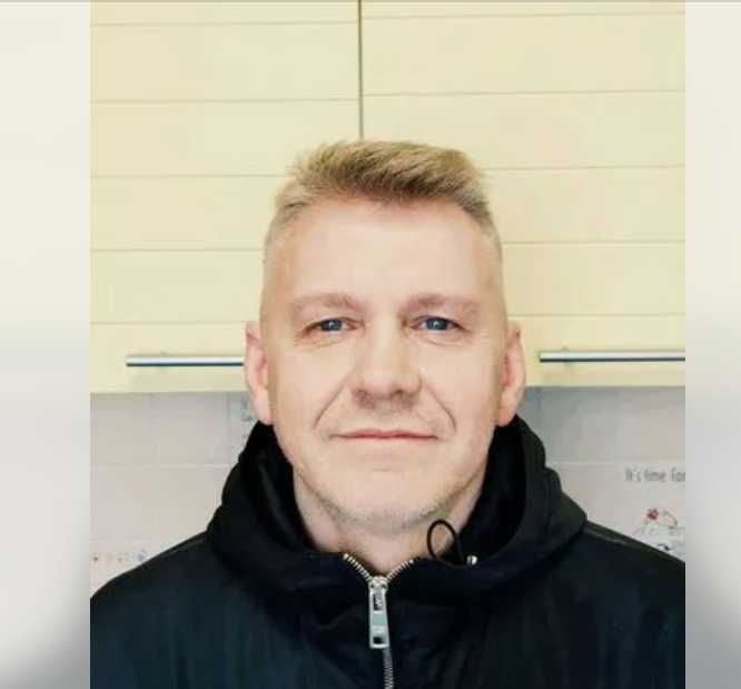 Чистый и быстрый ремонт дверей – без повреждений и лишнего мусора