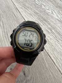Часы Marathon