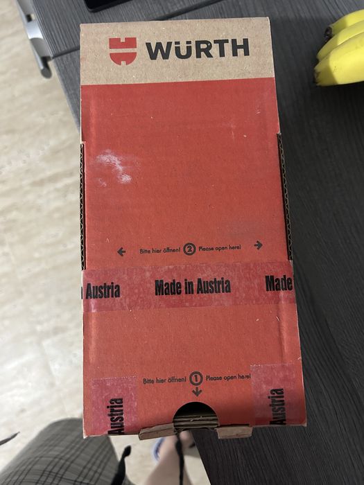 Holz-șuruburi de la WÜRTH noi