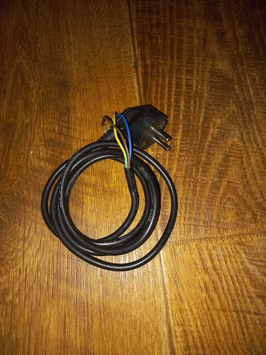 Продам кабель питания