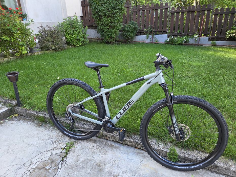Bicicleta 29 Cube Attention RockShox  2x11