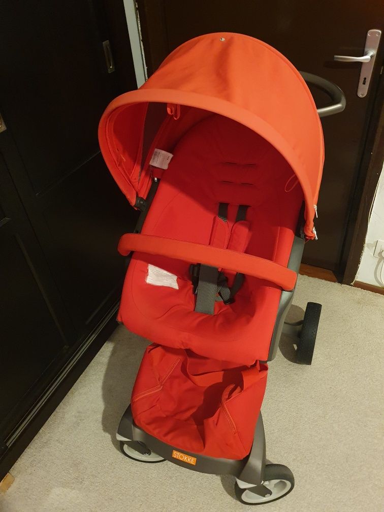 Vand căruț stokke v4   2in1 ..landou și partea sport