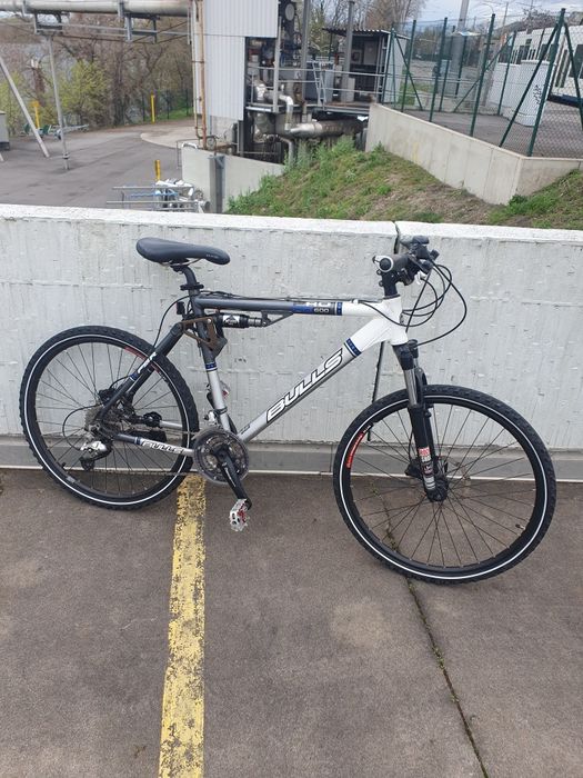Bicicleta MTB Bulls 26" full suspension