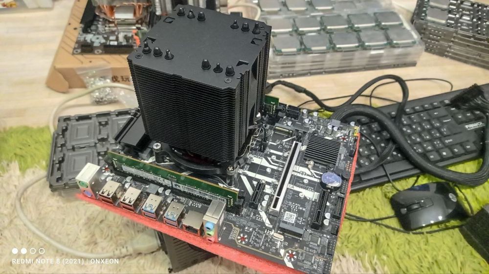 Комплект X99 2690v3 16gb DDR4 Кулер башня 6 трубок. Возможен обмен. До