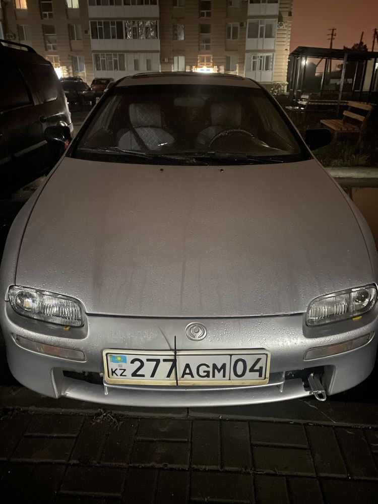 Продам mazda 323f