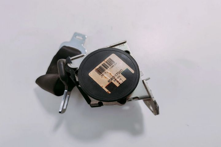 Centura de siguranta  mijloc spate 606091700C / 7121635 BMW Seria 3 E