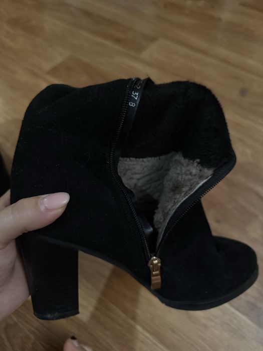Продам зимние сапоги европейка