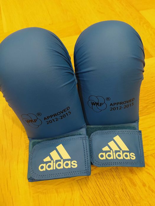 Кимоно, пояси, протектори, спортен екип