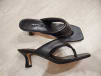 Елегантни чехли Nine West