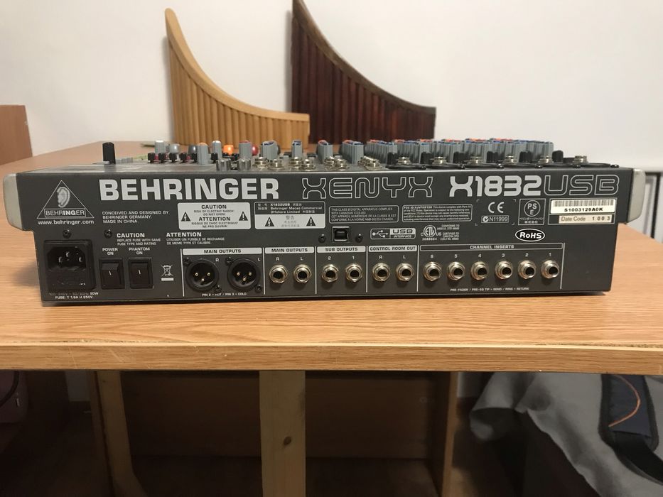 Monitoare active Samson + Mixer Behringer 1832 USBFX