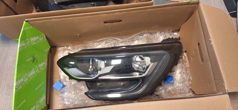 faruri lămpi  pentru vw lupo megan 4