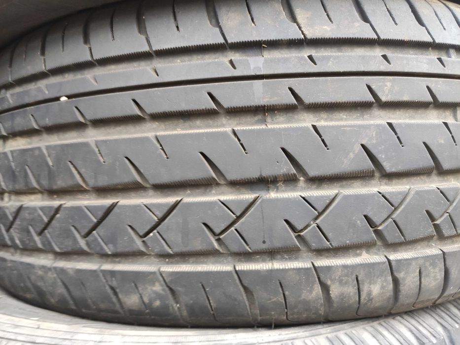 2бр Летни гуми 225 55 17 - DOT 2023