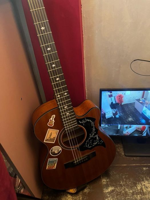 Электронный гитара