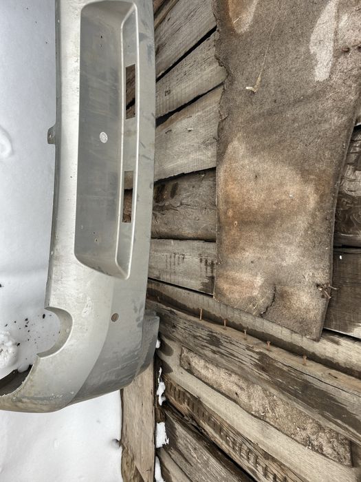 Продам задний бампер на гранту