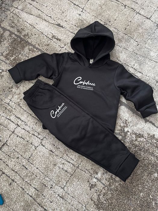 Ватиран детски екип / анцуг нов 3-4г