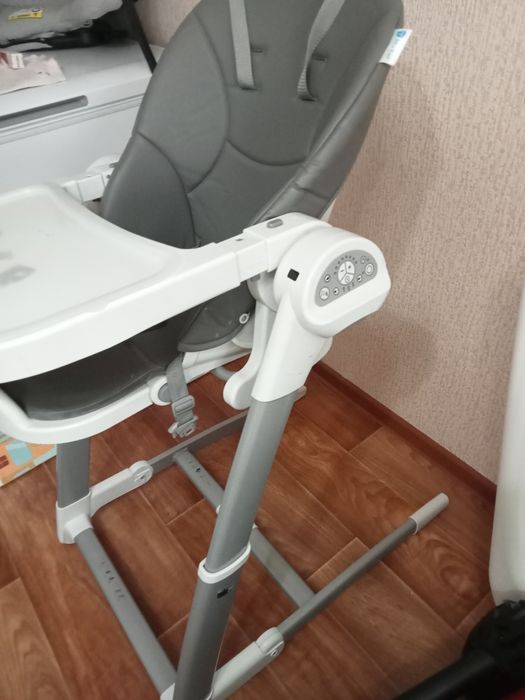 Стульчик детский шезлонг для кормления