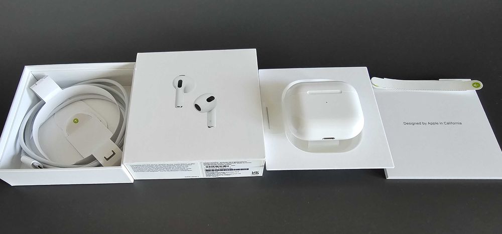 Casti Apple AirPods 3 MME73ZM/A - Case MagSafe Charging