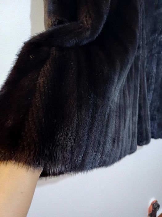 Палто от визон и късо палто Max mara