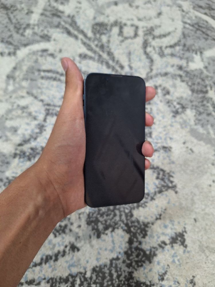 Iphone 13 mini sotiladi