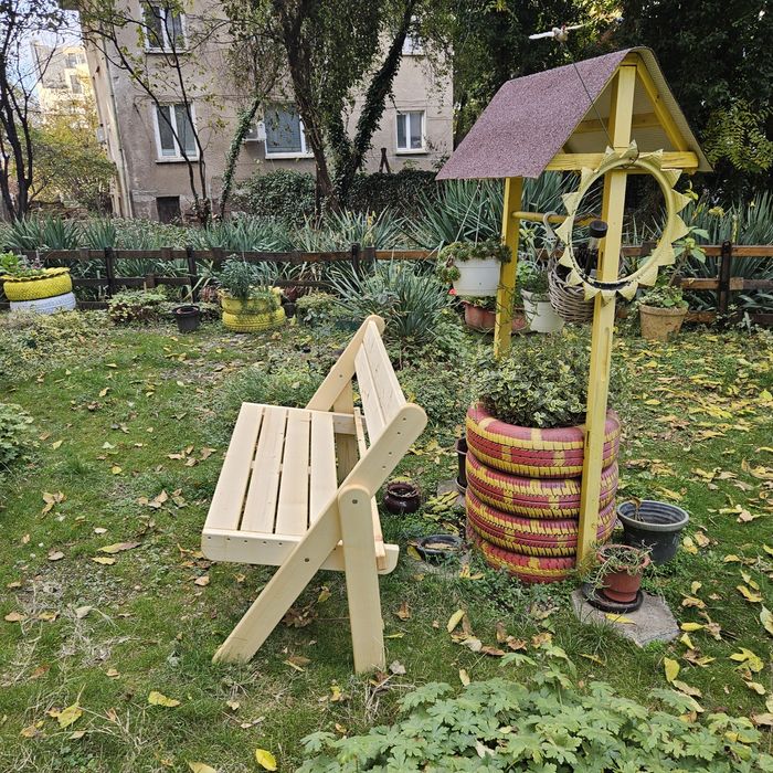 Сгъваема дървена пейка