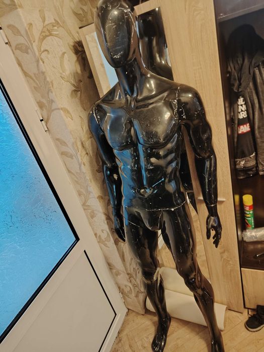 Манекени за дрехи