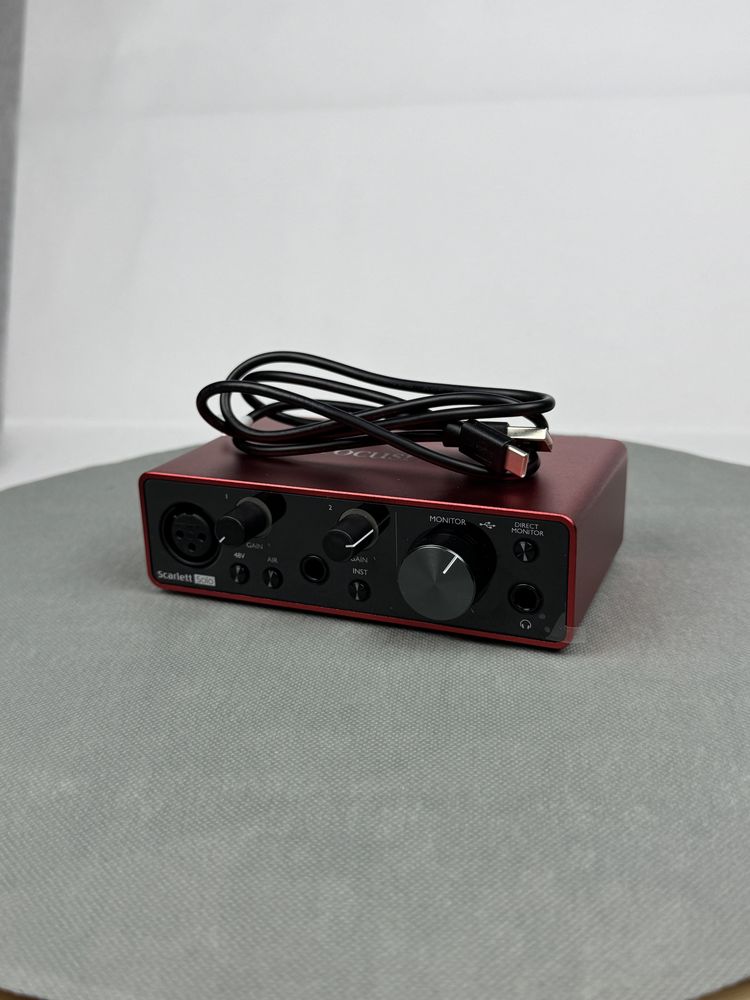 Scarlett Focusrite interface Third Generation 2-in, 2-out