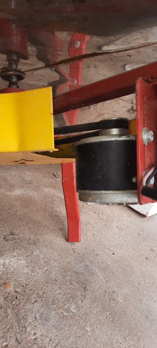 Centrifuga apicola automatizata 12 v {extractor miere}